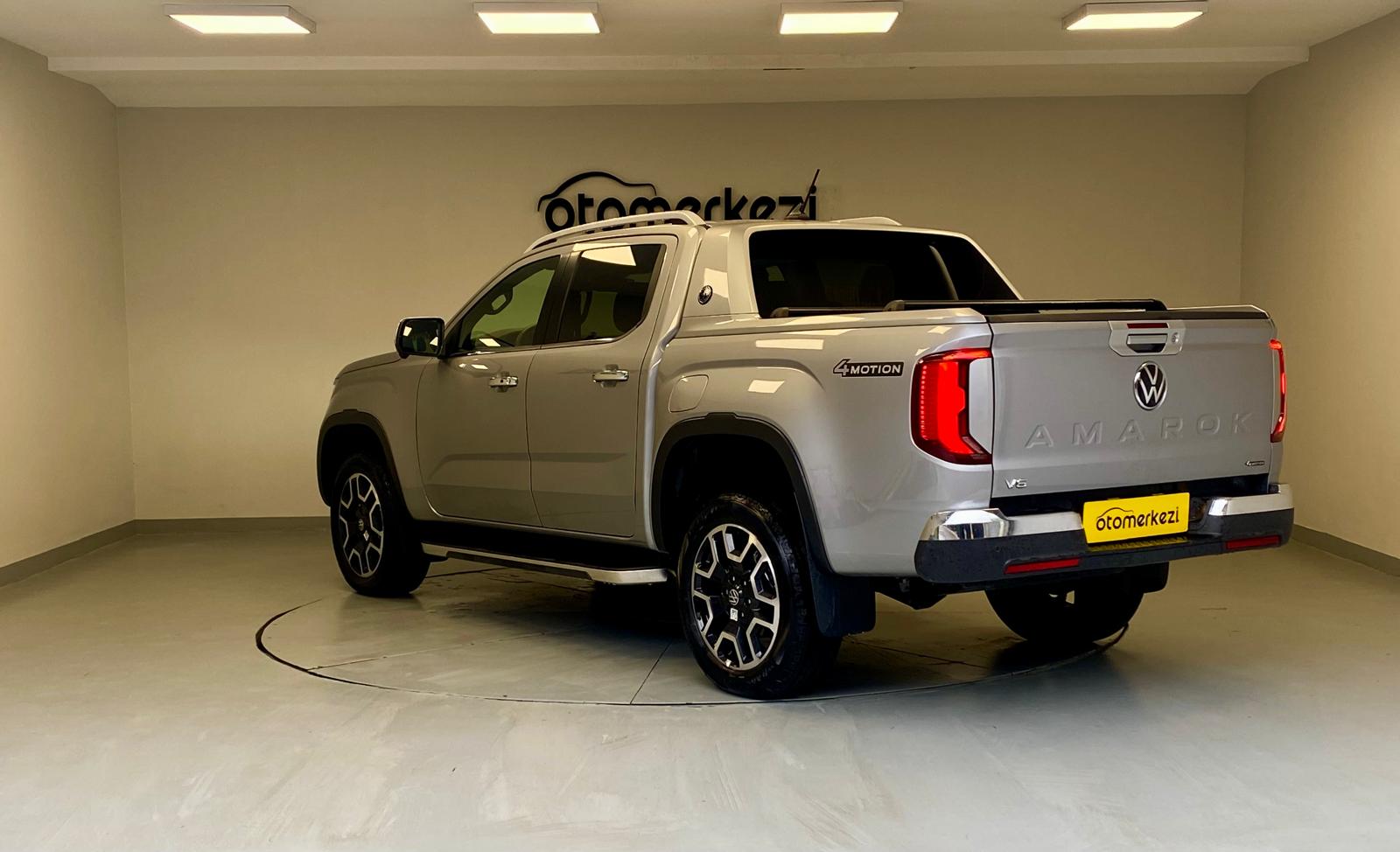 VOLKSWAGEN AMAROK 18